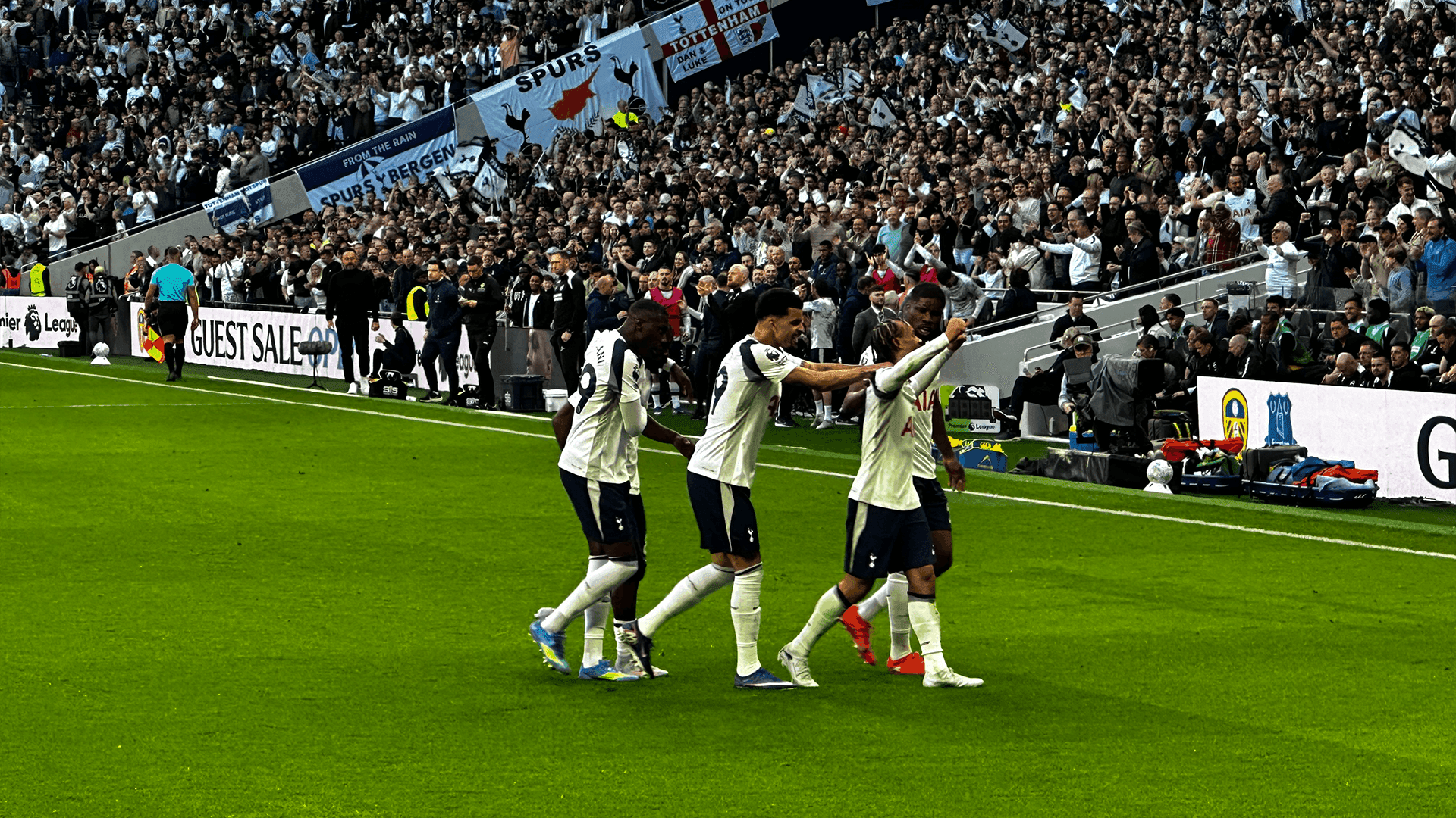 North & West London: Spurs vs. Villa & Fulham vs. United North & West London: Spurs vs. Villa & Fulham vs. United