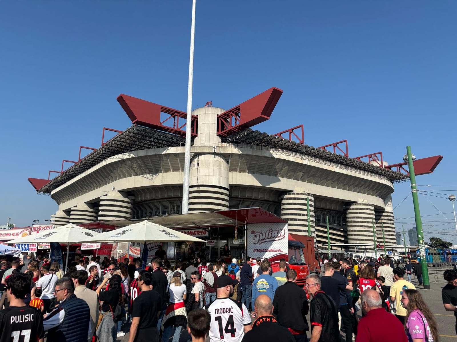 Serie A Special: Friday Night in Milan, Saturday in Turin Serie A Special: Friday Night in Milan, Saturday in Turin